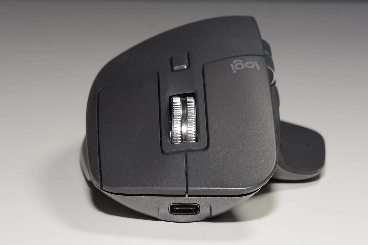 Logitech MX Master 3S HS19.jpg